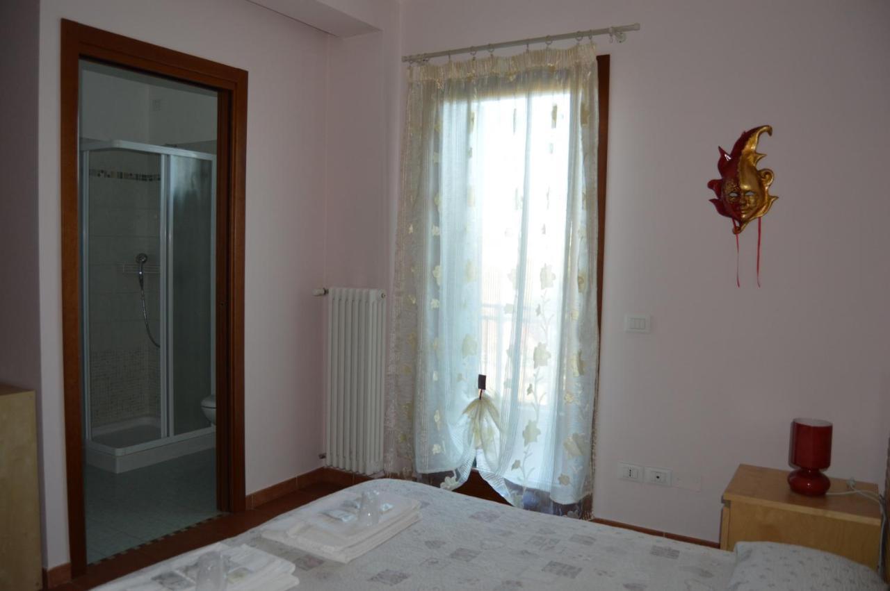Casarossoveneziano Apartment Mestre Bagian luar foto